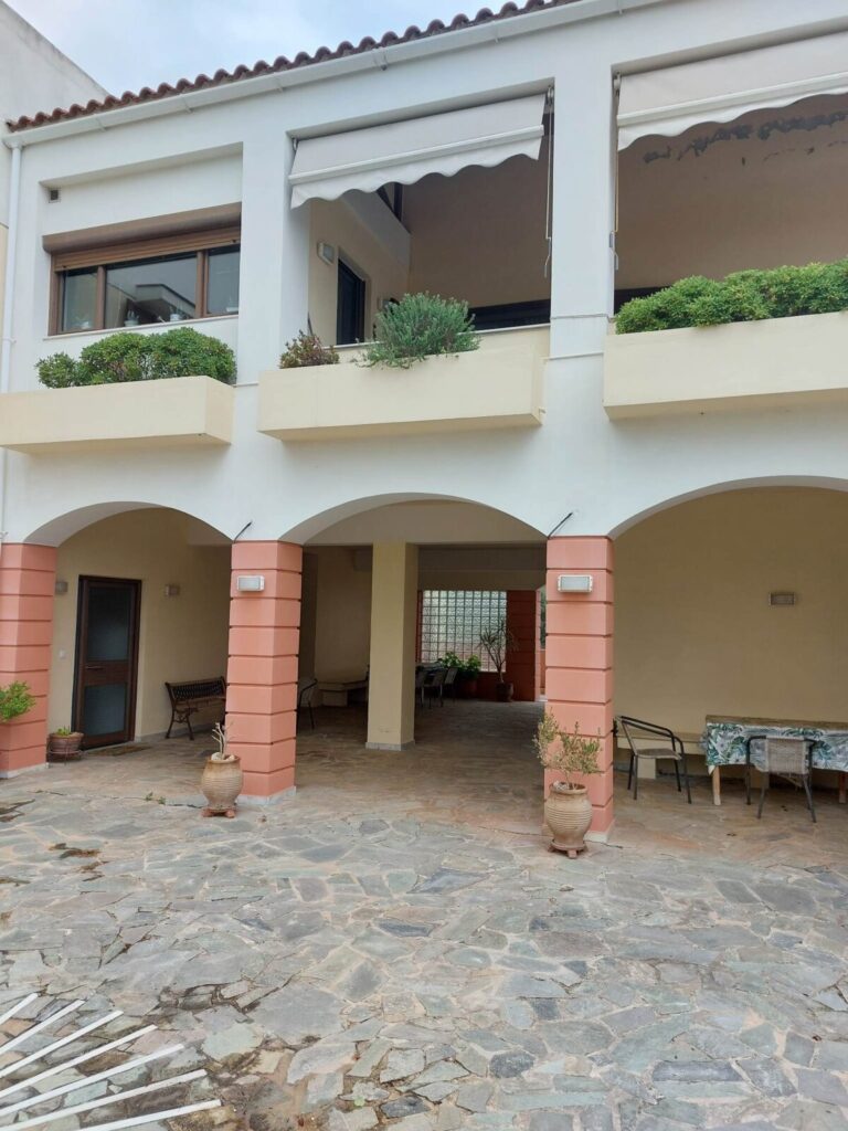 MAISONETTE FOR SALE 0201