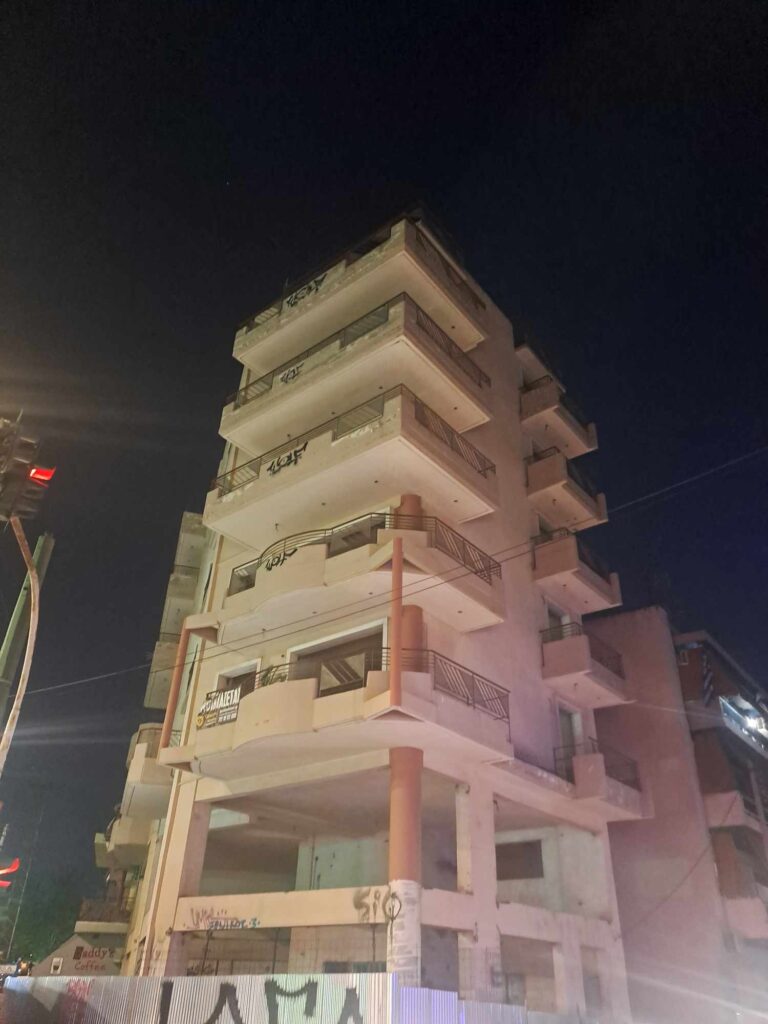 APARTMENT BUILDING RENOVATION