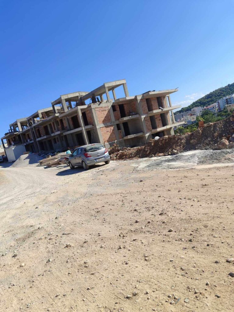 CONSTRUCTION OF AN APARTMENT BUILDING