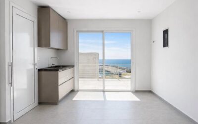 Seaside Studio with Terrace in Ierapetra, Lasithi